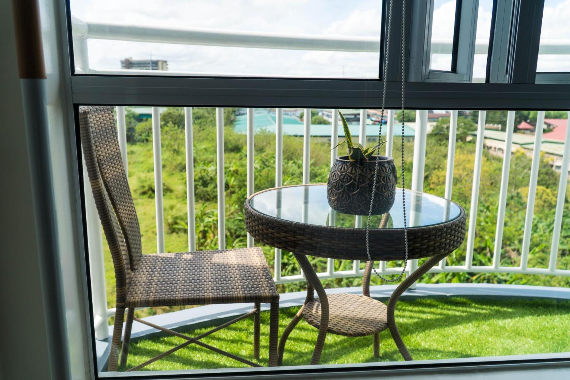 An Oasis In Tagaytay Apartment Tagaytay City Ngoại thất bức ảnh